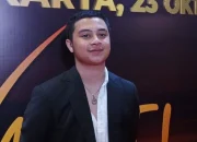 Bastian Steel: Agama dan Perjalanan Karirnya