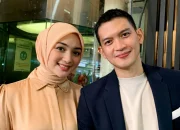 Kisah Cinta Rezky Aditya: Dari Perkenalan di Lokasi Syuting Hingga Ujian Rumah Tangga