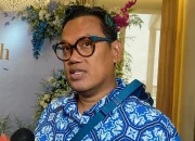 Uya Kuya: Nama Asli dan Perjalanan Karir di Dunia Hiburan