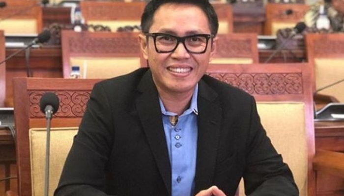 Nama Asli Eko Patrio: Dari Eko Hendro Purnomo hingga Menjadi Raja Komedi Indonesia